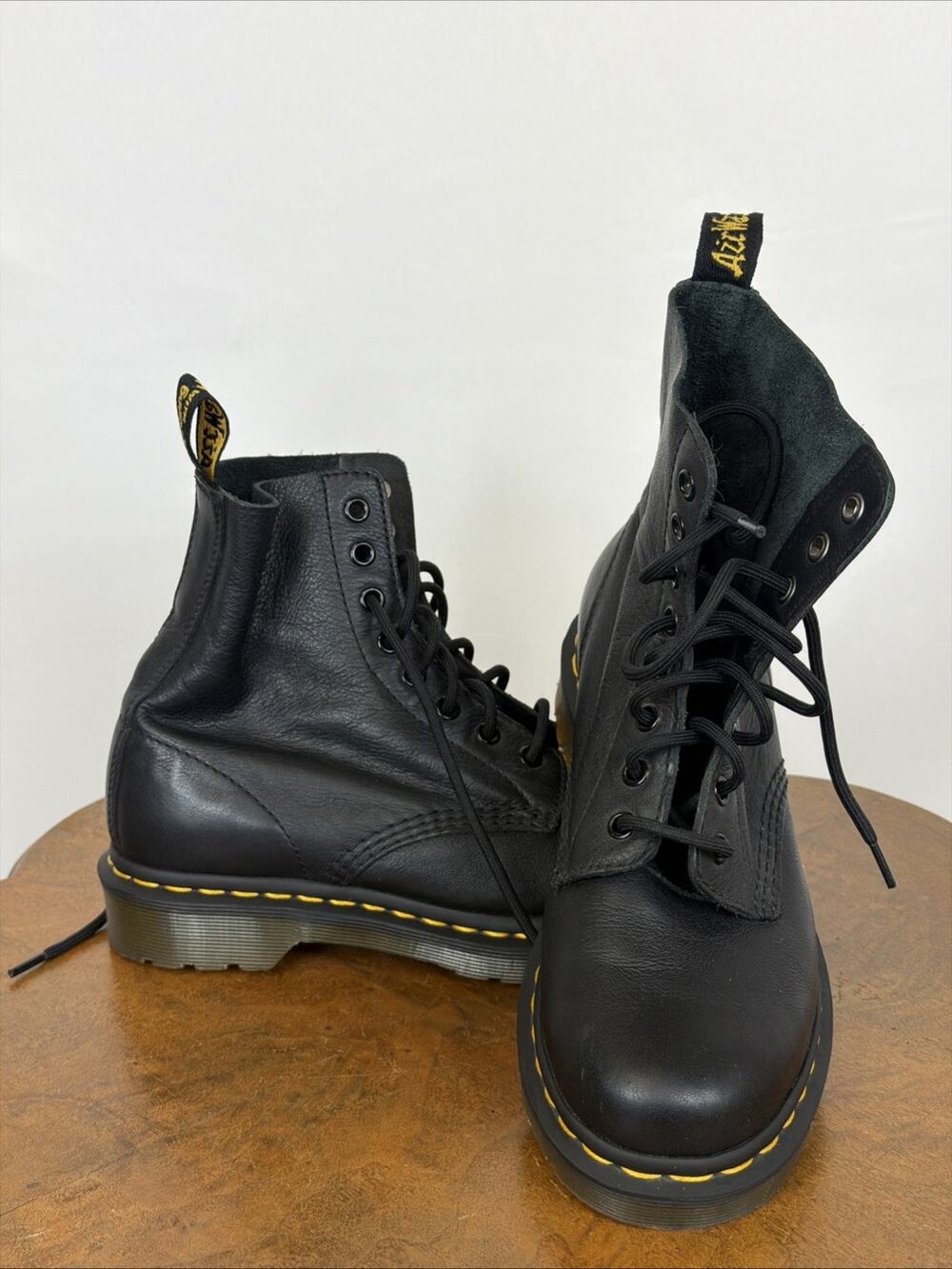 Dr Martens 1460 Black Leather 8 Eye Combat Boots Womens Size 7 Mens 6 Vietnam